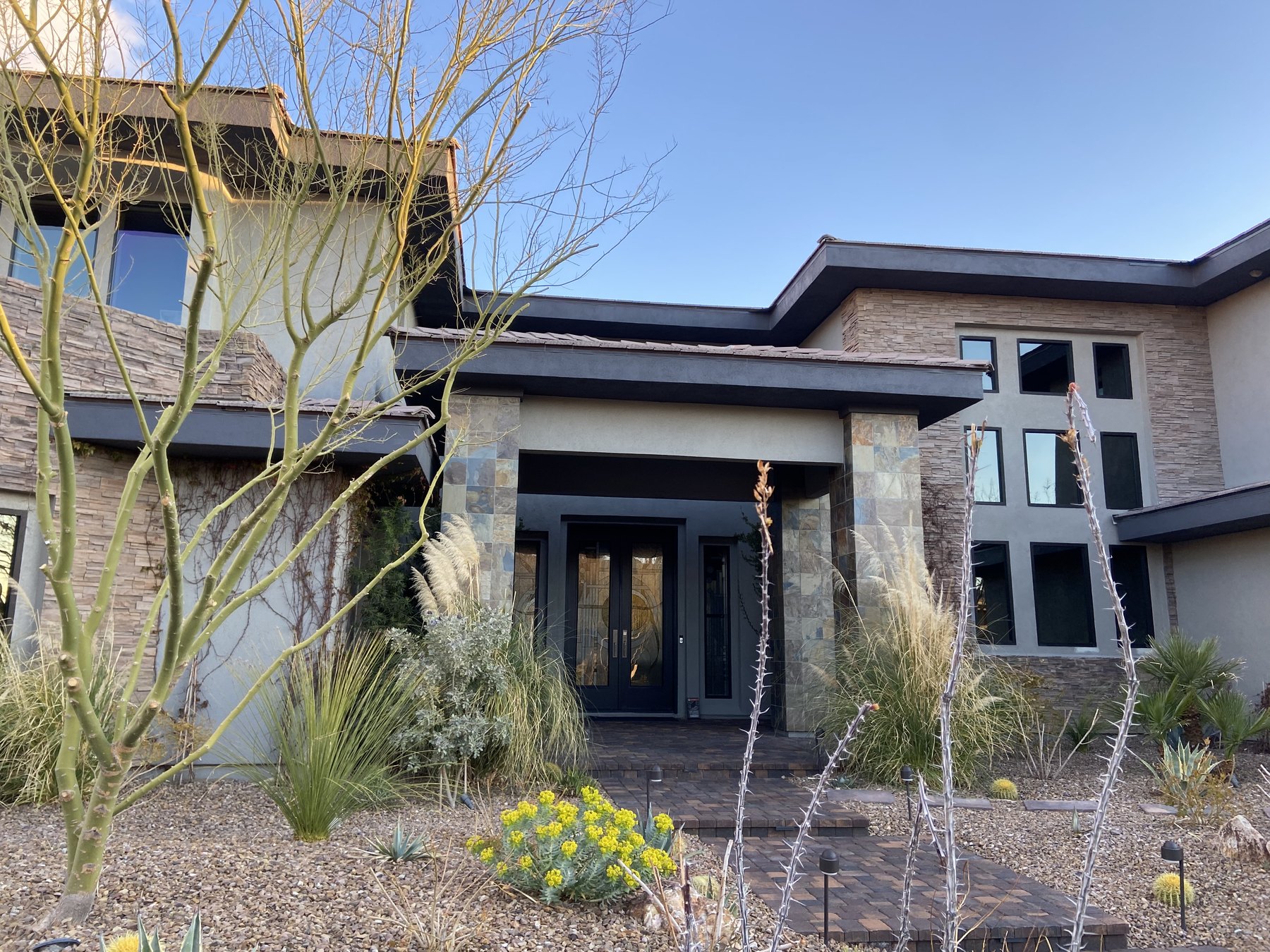 Custom home rain gutter elevation