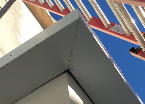 City Seamless specialty rain gutter installation detail.